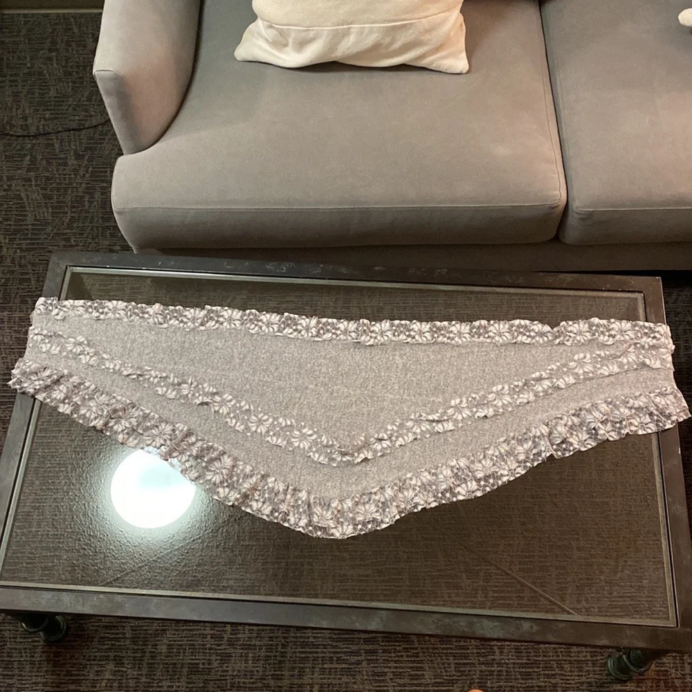 Designer scarf - Picture 2 of 4